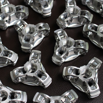 Pièces en aluminium de anodisation de commande numérique par ordinateur, ODM d'OEM tourné de pièces de haute précision