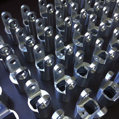Les pièces de rotation de usinage rapides de commande numérique par ordinateur, commande numérique par ordinateur en aluminium faite sur commande partie la précision de 0.01mm