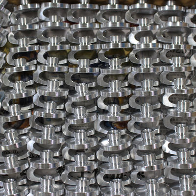 Composants usinés par précision argentée de anodisation de commande numérique par ordinateur, ODM tourné en aluminium de pièces