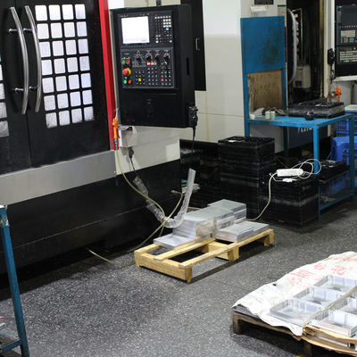 Composants de fraisage faits sur commande de commande numérique par ordinateur, fabrication rapide de fraisage en aluminium de prototype de pièces