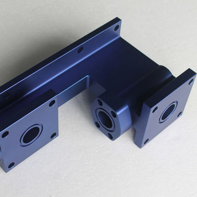 Composants de usinage bleu-foncé de haute précision, ODM d'OEM en aluminium de prototype de commande numérique par ordinateur