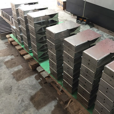 Laser rapide de pièces de tôle de précision de prototypage coupant des options de finition extérieures de recourbement
