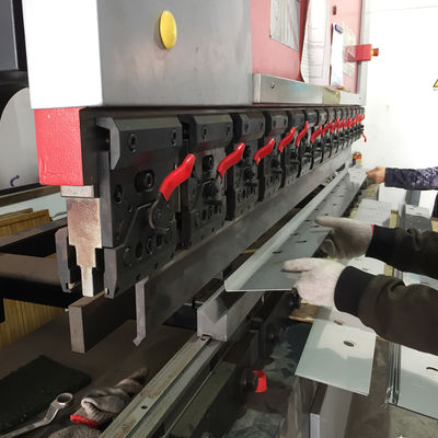 Laser à haute brillance d'électropolissage de pièces de tôle de la précision SS316 coupant et se pliant