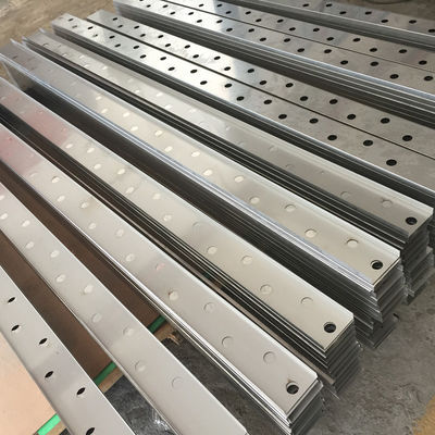 Pièces de tôle d'acier inoxydable de précision de coupe de laser avec la finition de anodisation de surface d'électrodéposition