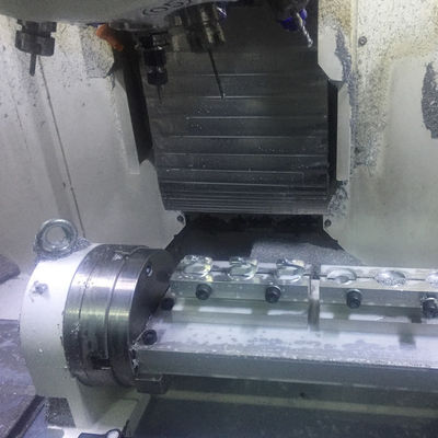 Pièces de usinage de commande numérique par ordinateur d'alliage d'aluminium avec des options larges Silkscreening de Mateiral d'électrodéposition