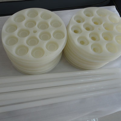 matériel en plastique de polypropylène des pièces pp de commande numérique par ordinateur de haute précision de 0.01mm